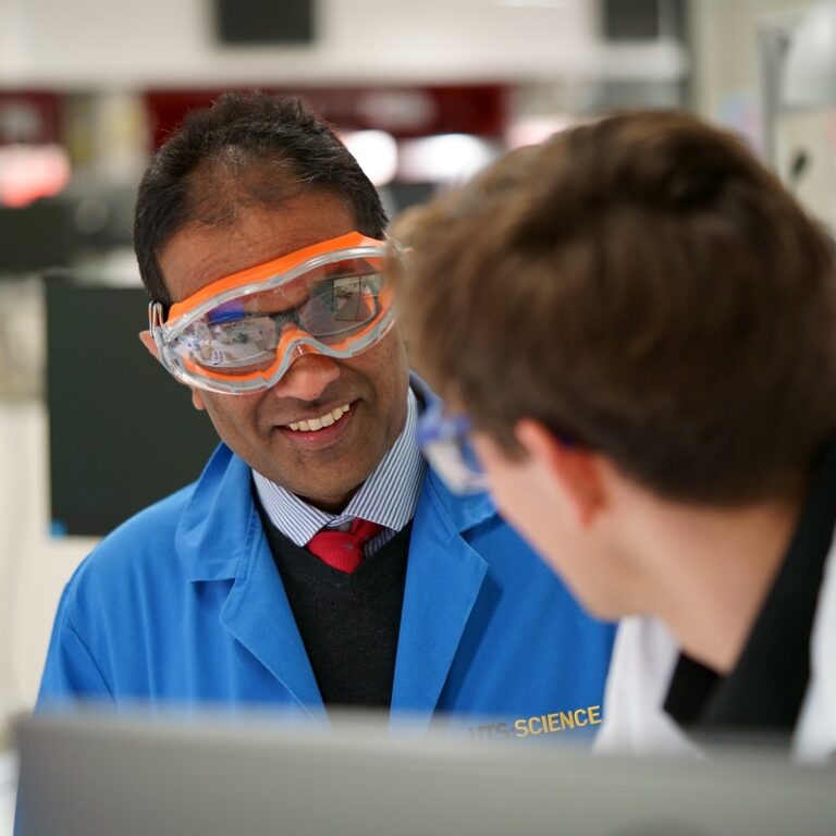 IB Students in real world labs